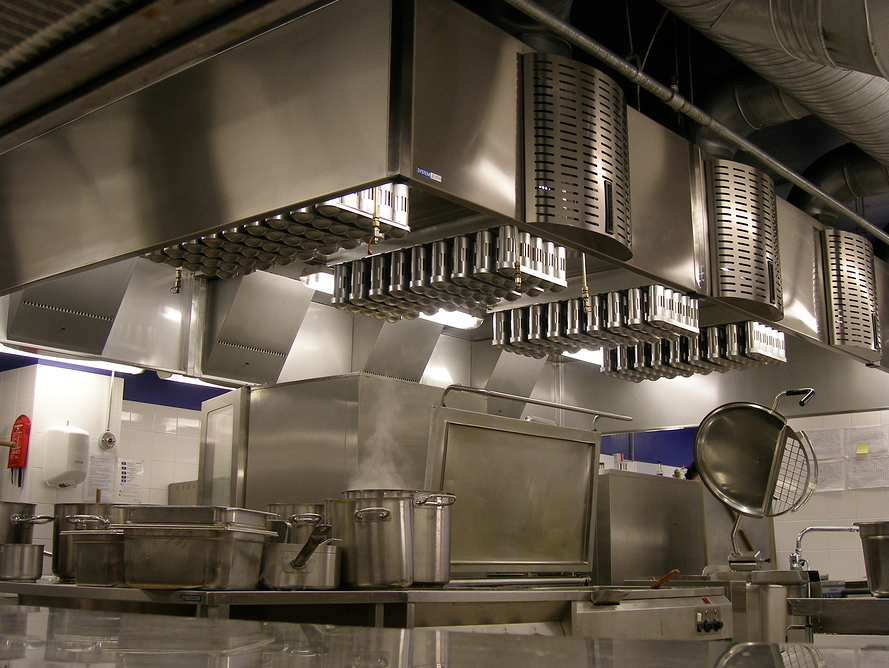 this image shows kitchen hood cleaning in San Jose, CA